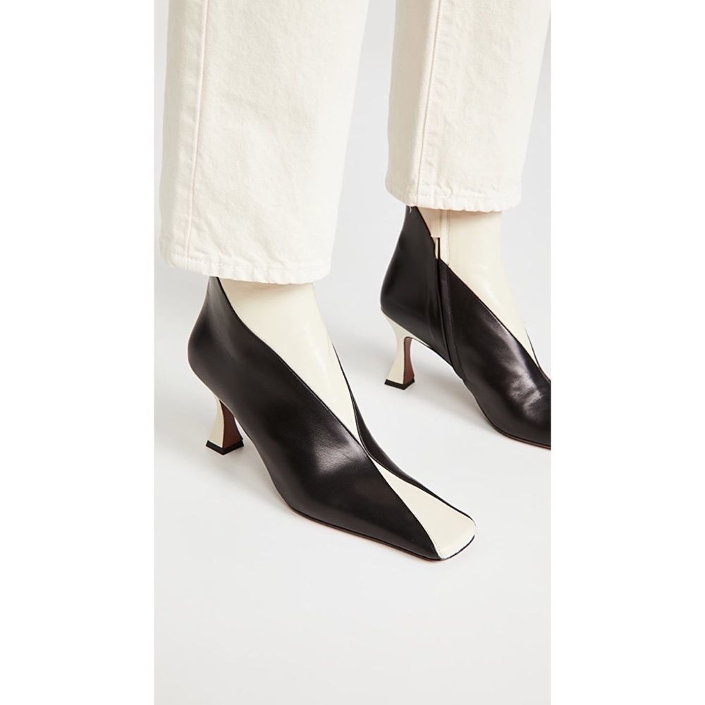 MANU Atelier Xx Duck Boots - Vanilla/Black Size 39